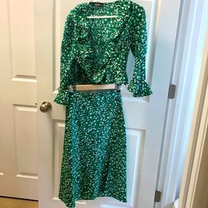 New Green, White, and Black Top and Skirt!